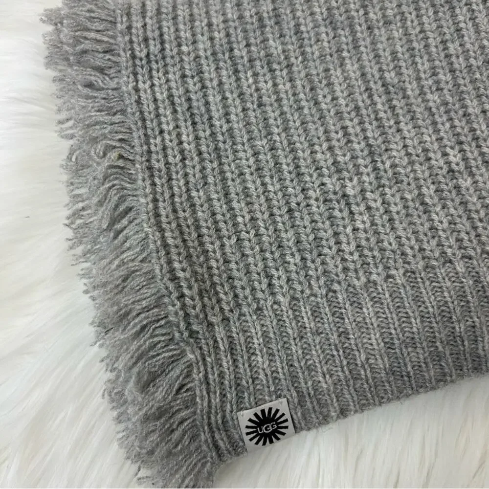 UGG Grey Knit Chunky Oversized Fringe Scarf OS